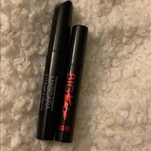 2 mascara sticks